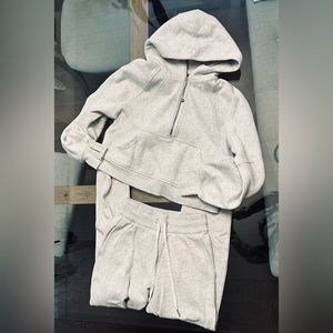 RESERVED- Lululemon Scuba SET 🦄 HCUG